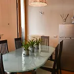 Egea House 아파트