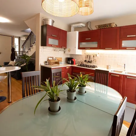 Egea House *